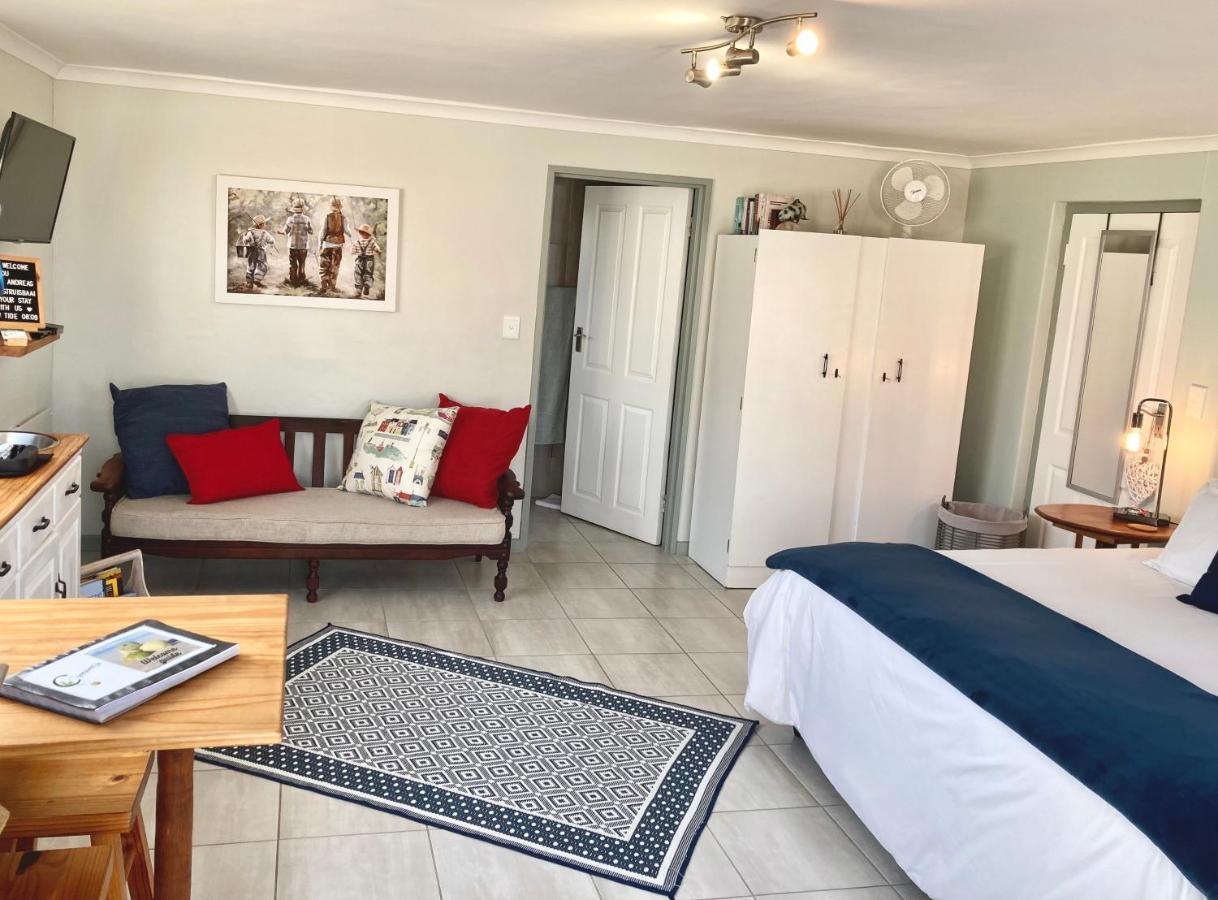 C-Pampoentjie Appartement Struisbaai Buitenkant foto