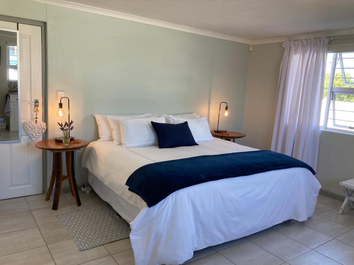 C-Pampoentjie Appartement Struisbaai Buitenkant foto